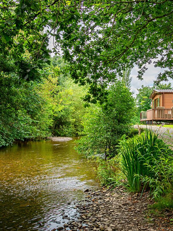 5 star caravan site Herefordshire holiday homes for sale