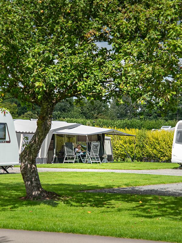 seasonal touring pitches 5 star caravan park Discover Parks