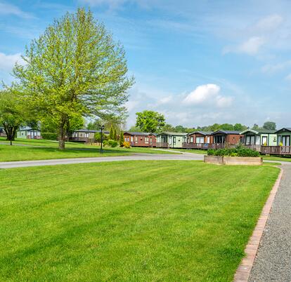 Spring sunshine at Arrow Bank Country Holiday Park